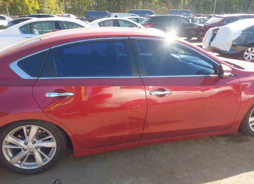 Photo 13 of 2015 Nissan Altima 2.5 SV (VIN 1N4AL3AP7FC186934)