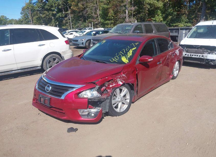 Photo 2 of 2015 Nissan Altima 2.5 SV (VIN 1N4AL3AP7FC186934)
