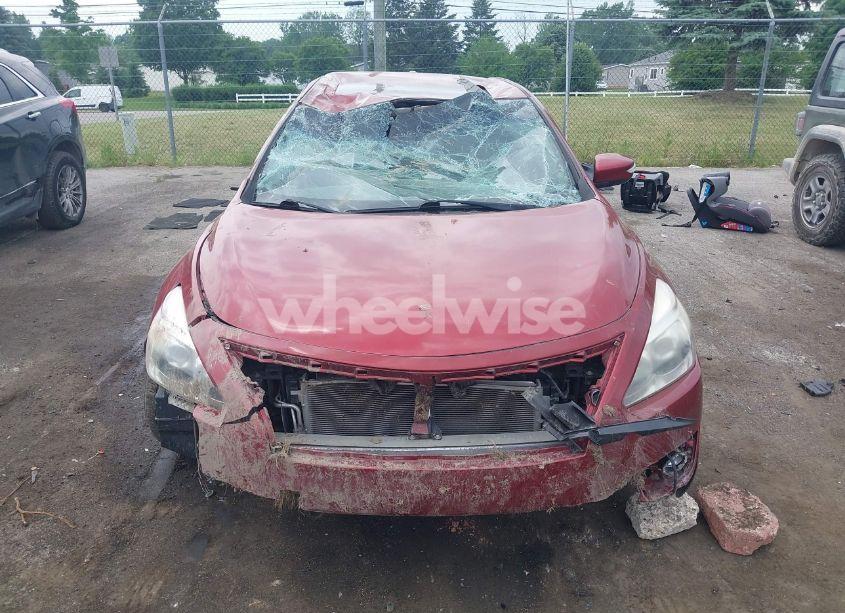 Photo 11 of 2015 Nissan Altima 2.5 SV (VIN 1N4AL3AP7FC205403)