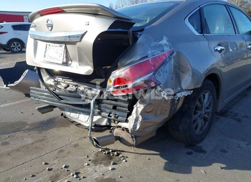 Photo 6 of 2015 Nissan Altima 2.5 S (VIN 1N4AL3AP7FC211265)