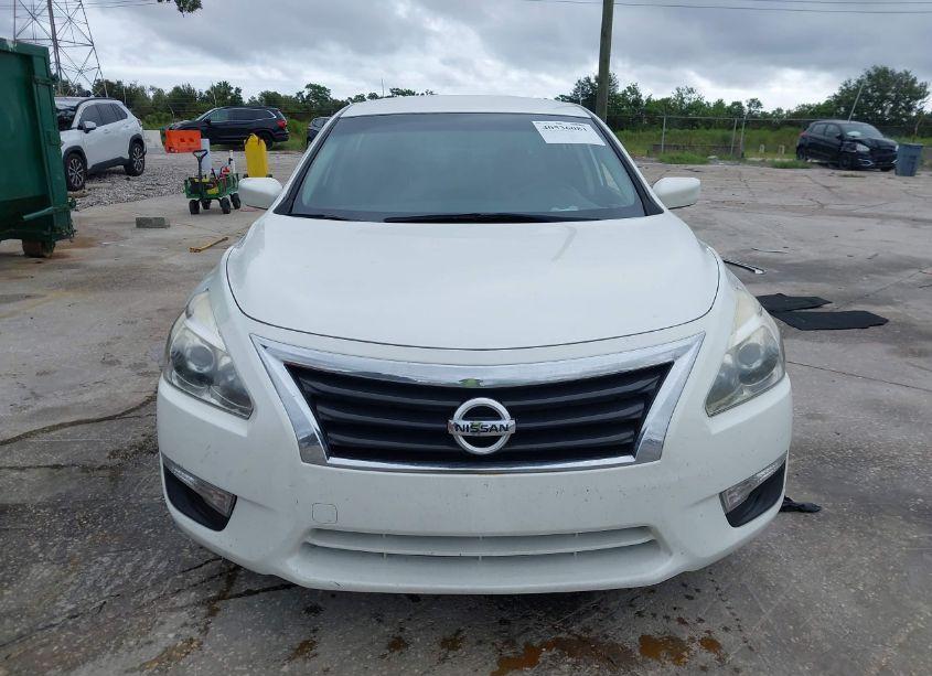 Photo 12 of 2015 Nissan Altima 2.5 S (VIN 1N4AL3AP7FC212819)