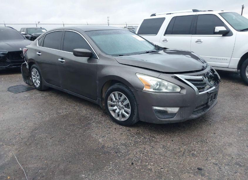 2015 Nissan Altima 2.5 S (VIN 1N4AL3AP7FC220533) main photo