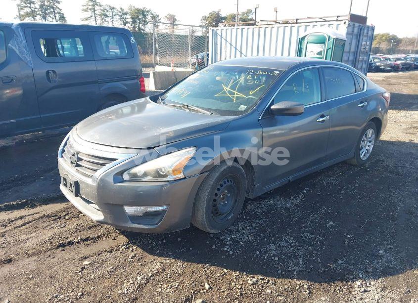 Photo 2 of 2015 Nissan Altima 2.5 S (VIN 1N4AL3AP7FC226879)