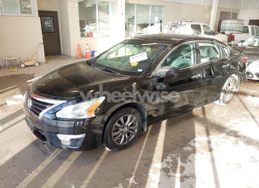 Photo 2 of 2015 Nissan Altima 2.5 S (VIN 1N4AL3AP7FC236196)