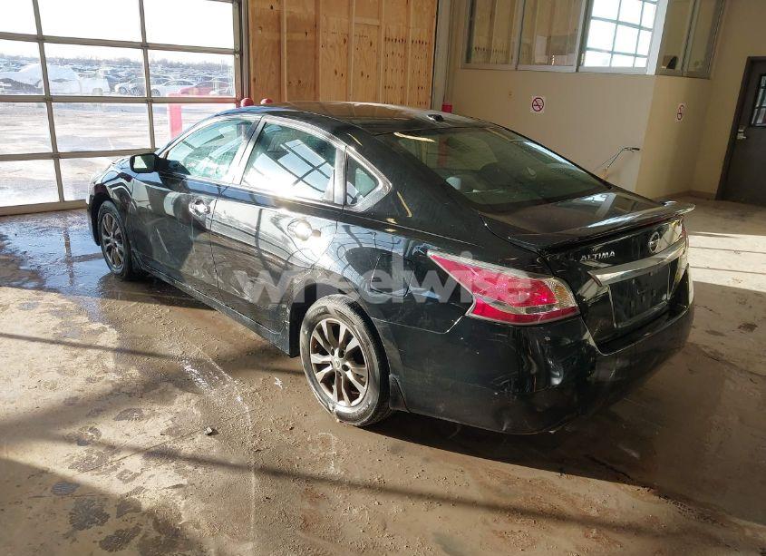 Photo 3 of 2015 Nissan Altima 2.5 S (VIN 1N4AL3AP7FC236196)