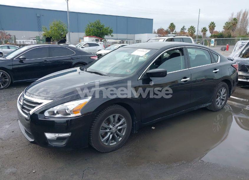 Photo 2 of 2015 Nissan Altima 2.5 S (VIN 1N4AL3AP7FC244363)