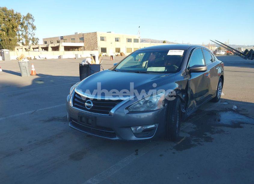 Photo 2 of 2015 Nissan Altima 2.5/2.5 S/2.5 SL/2.5 SV (VIN 1N4AL3AP7FC247070)