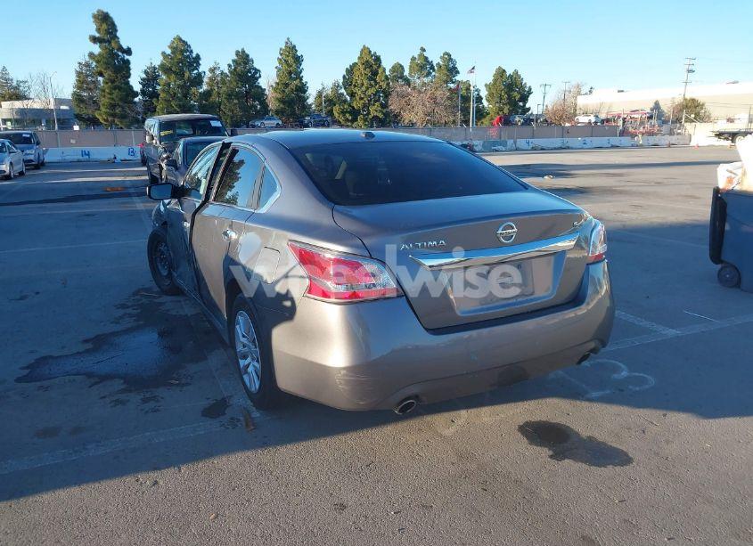 Photo 3 of 2015 Nissan Altima 2.5/2.5 S/2.5 SL/2.5 SV (VIN 1N4AL3AP7FC247070)