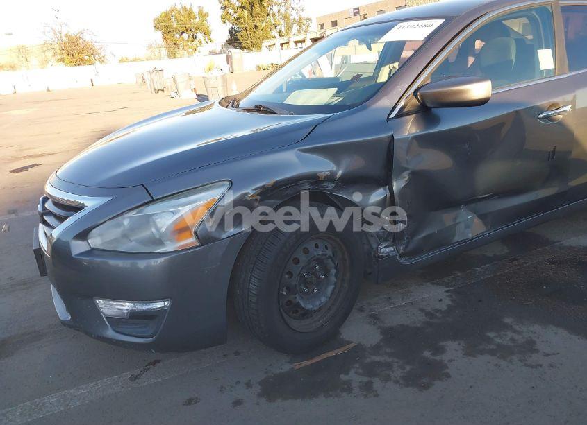 Photo 6 of 2015 Nissan Altima 2.5/2.5 S/2.5 SL/2.5 SV (VIN 1N4AL3AP7FC247070)