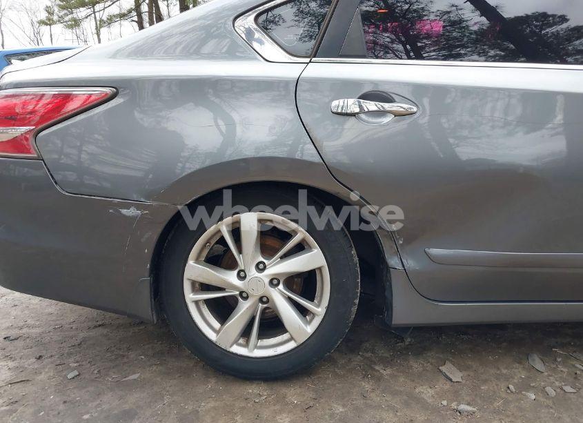 Photo 6 of 2015 Nissan Altima 2.5 SL (VIN 1N4AL3AP7FC250650)