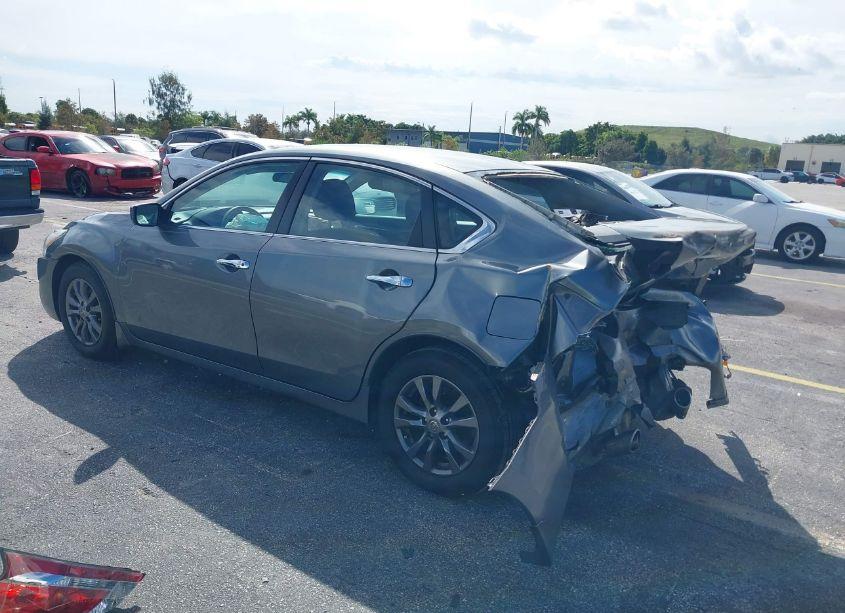 Photo 3 of 2015 Nissan Altima 2.5 S (VIN 1N4AL3AP7FC254987)