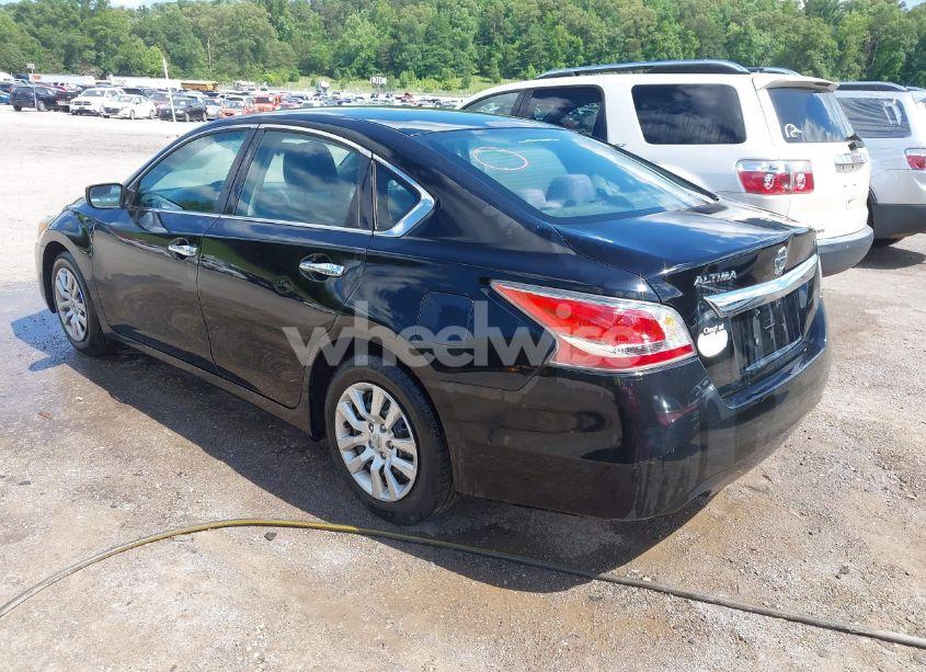 Photo 3 of 2015 Nissan Altima (VIN 1N4AL3AP7FC259638)
