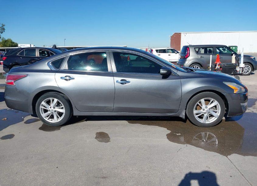 Photo 13 of 2015 Nissan Altima 2.5 SV (VIN 1N4AL3AP7FC263169)