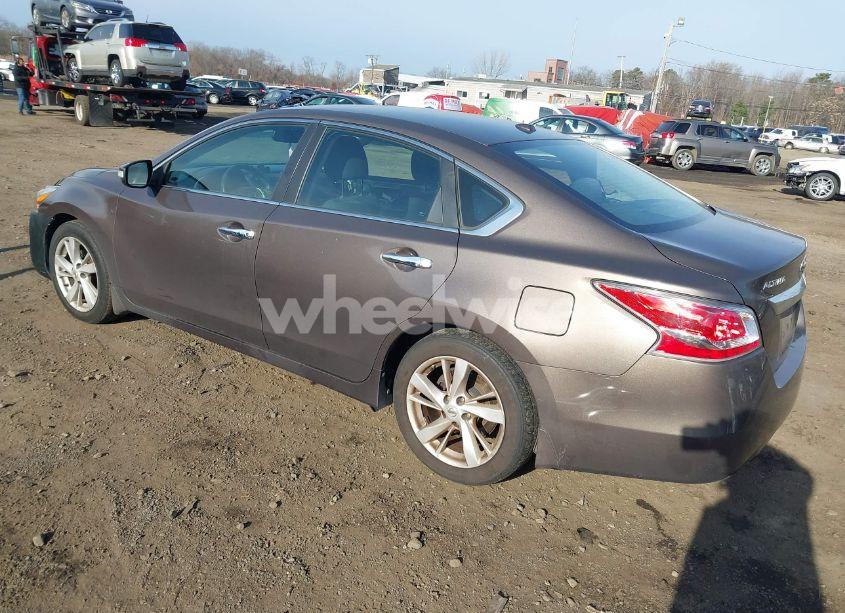 Photo 3 of 2015 Nissan Altima 2.5 SV (VIN 1N4AL3AP7FC272776)