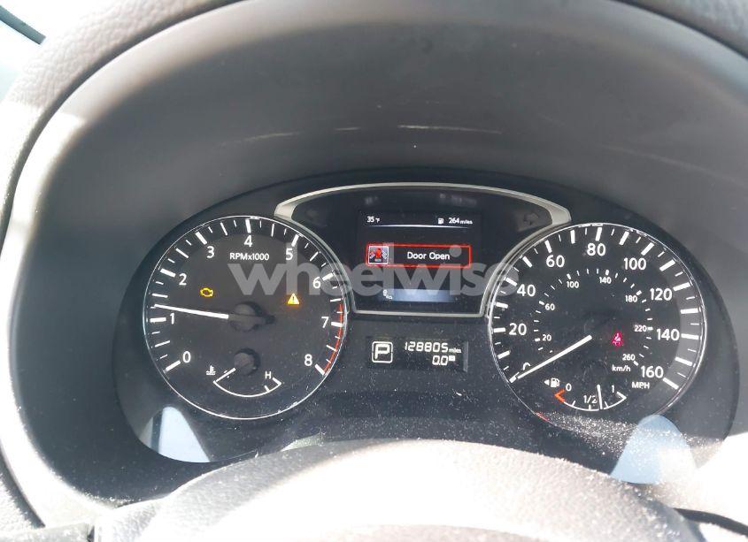 Photo 7 of 2015 Nissan Altima 2.5 SV (VIN 1N4AL3AP7FC272776)