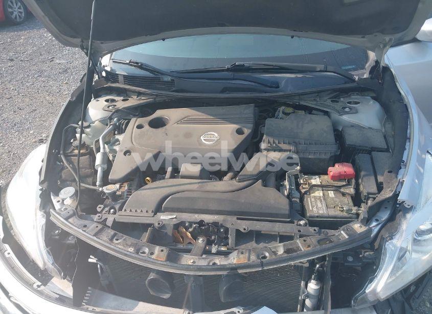 Photo 10 of 2015 Nissan Altima 2.5 SV (VIN 1N4AL3AP7FC274303)
