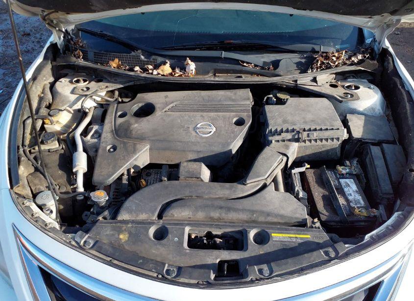 Photo 10 of 2015 Nissan Altima 2.5 S (VIN 1N4AL3AP7FC285513)