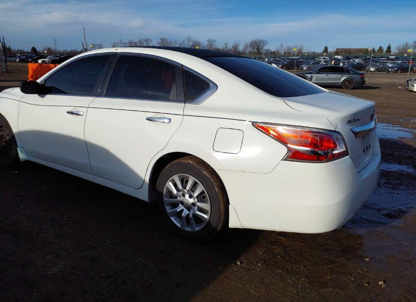 Photo 3 of 2015 Nissan Altima 2.5 S (VIN 1N4AL3AP7FC285513)