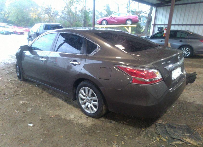 Photo 3 of 2015 Nissan Altima 2.5/2.5 S/2.5 SL/2.5 SV (VIN 1N4AL3AP7FC299430)