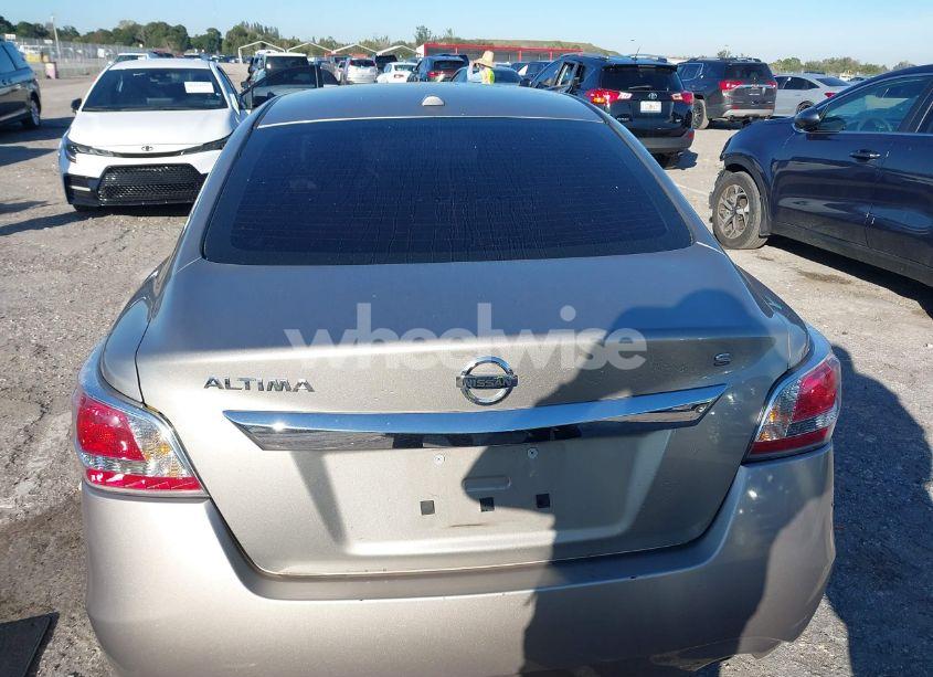 Photo 17 of 2015 Nissan Altima 2.5/2.5 S/2.5 SL/2.5 SV (VIN 1N4AL3AP7FC422613)