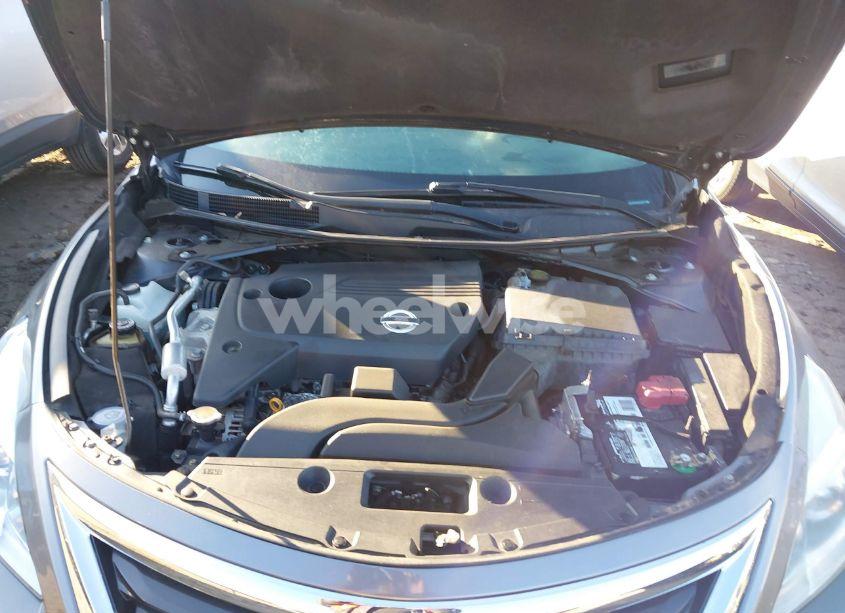 Photo 10 of 2015 Nissan Altima 2.5 SV (VIN 1N4AL3AP7FC438052)