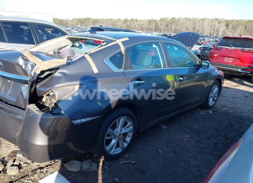 Photo 13 of 2015 Nissan Altima 2.5 SV (VIN 1N4AL3AP7FC438052)
