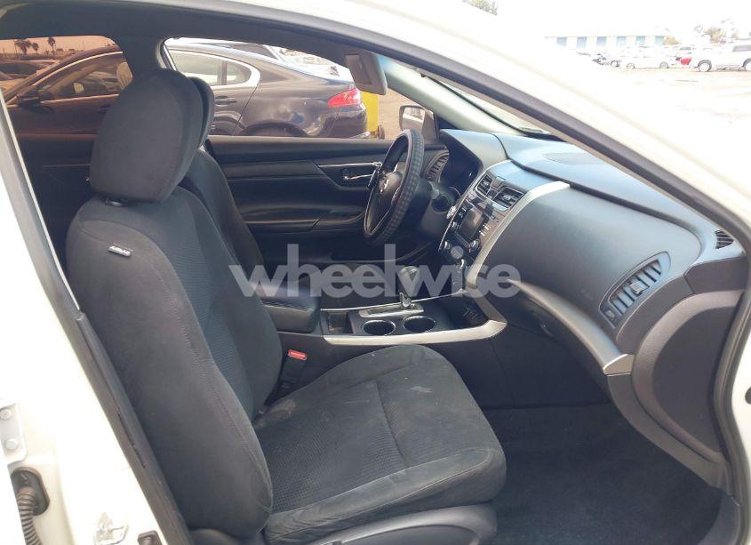 Photo 5 of 2015 Nissan Altima 2.5/2.5 S/2.5 SL/2.5 SV (VIN 1N4AL3AP7FC441128)