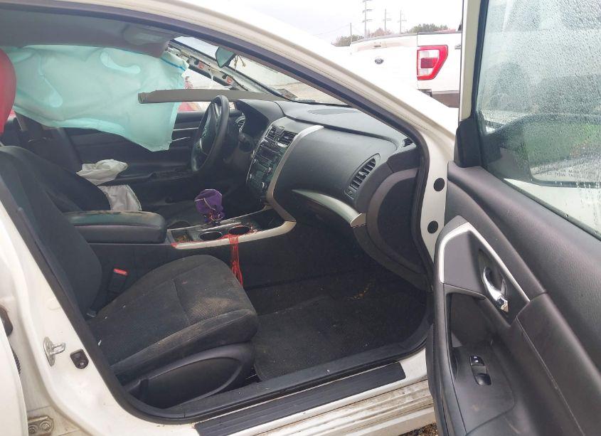 Photo 5 of 2015 Nissan Altima 2.5/2.5 S/2.5 SL/2.5 SV (VIN 1N4AL3AP7FC442960)