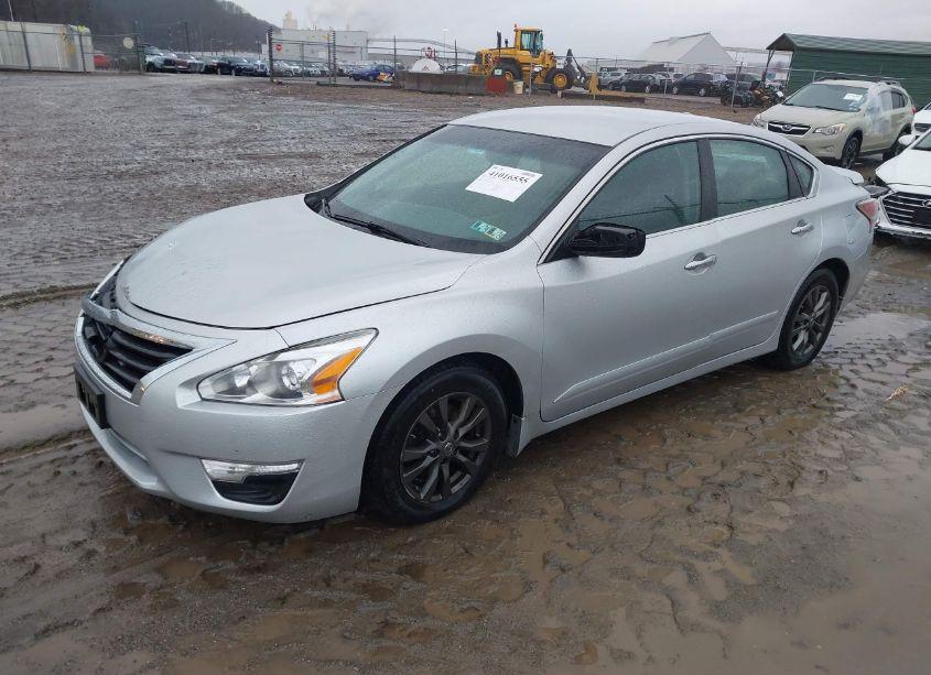 Photo 2 of 2015 Nissan Altima 2.5 S (VIN 1N4AL3AP7FC444496)