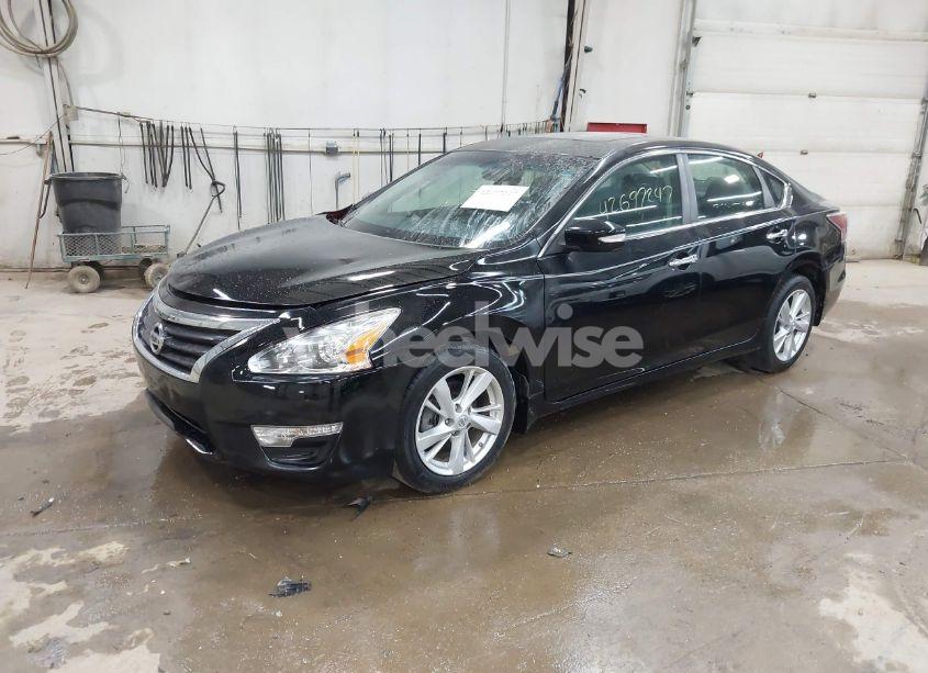 Photo 2 of 2015 Nissan Altima 2.5 SV (VIN 1N4AL3AP7FC449066)