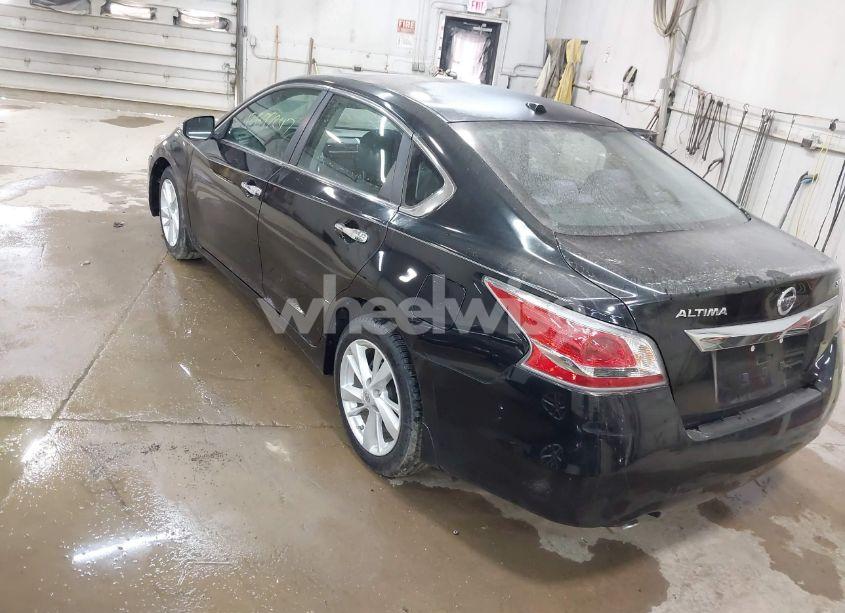 Photo 3 of 2015 Nissan Altima 2.5 SV (VIN 1N4AL3AP7FC449066)