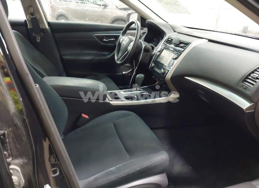 Photo 5 of 2015 Nissan Altima 2.5 SV (VIN 1N4AL3AP7FC449066)