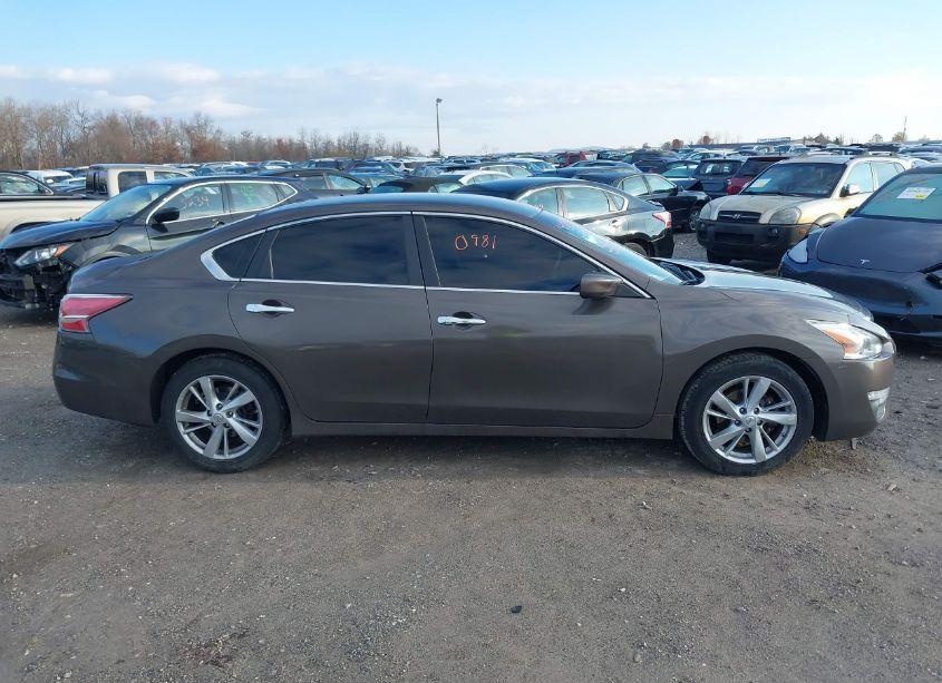 Photo 12 of 2015 Nissan Altima 2.5 SV (VIN 1N4AL3AP7FC455336)