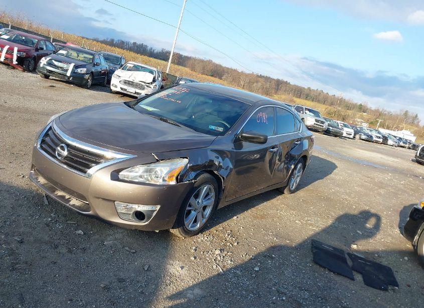 Photo 2 of 2015 Nissan Altima 2.5 SV (VIN 1N4AL3AP7FC455336)