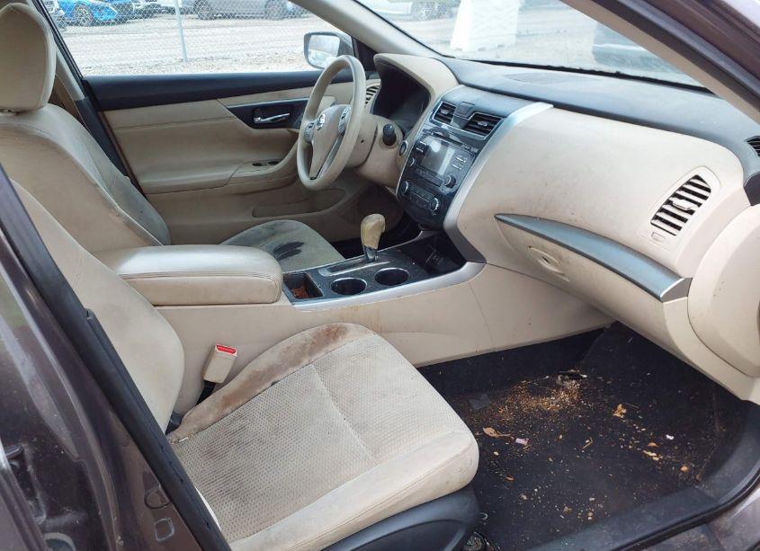 Photo 5 of 2015 Nissan Altima 2.5 S (VIN 1N4AL3AP7FC458656)