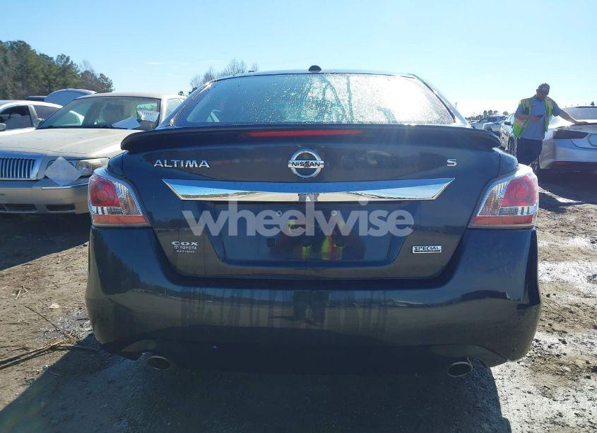 Photo 16 of 2015 Nissan Altima 2.5 S (VIN 1N4AL3AP7FC460651)