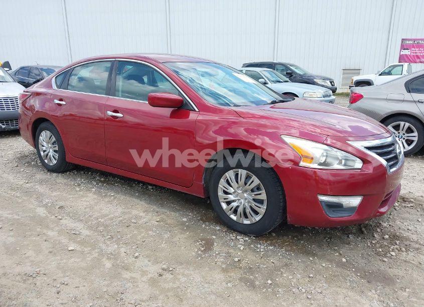 2015 Nissan Altima 2.5/2.5 S/2.5 SL/2.5 SV (VIN 1N4AL3AP7FC470242) main photo