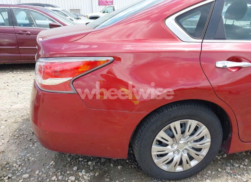 Photo 13 of 2015 Nissan Altima 2.5/2.5 S/2.5 SL/2.5 SV (VIN 1N4AL3AP7FC470242)