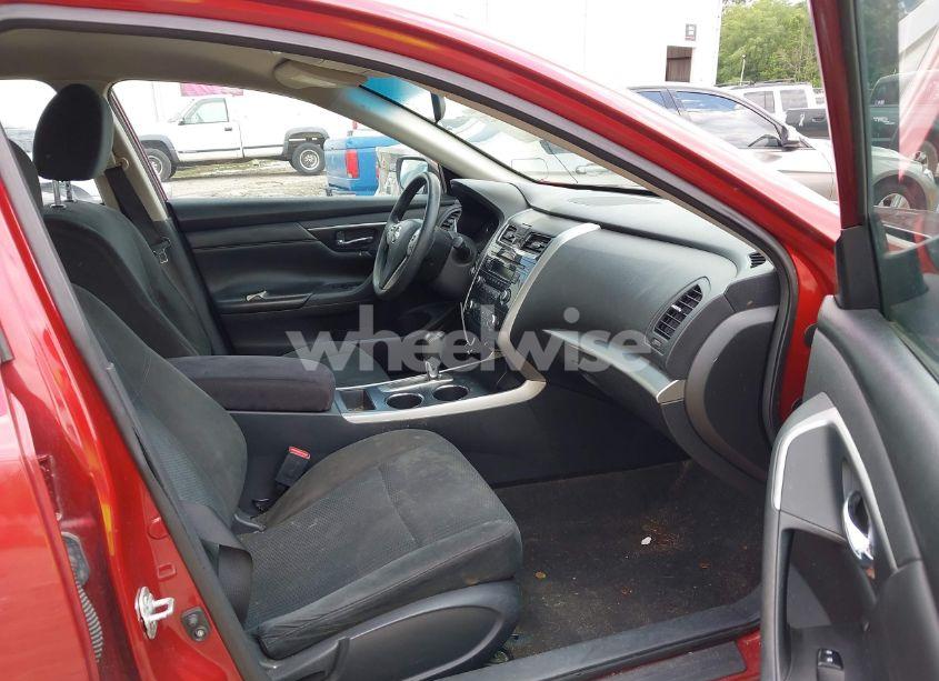 Photo 5 of 2015 Nissan Altima 2.5/2.5 S/2.5 SL/2.5 SV (VIN 1N4AL3AP7FC470242)