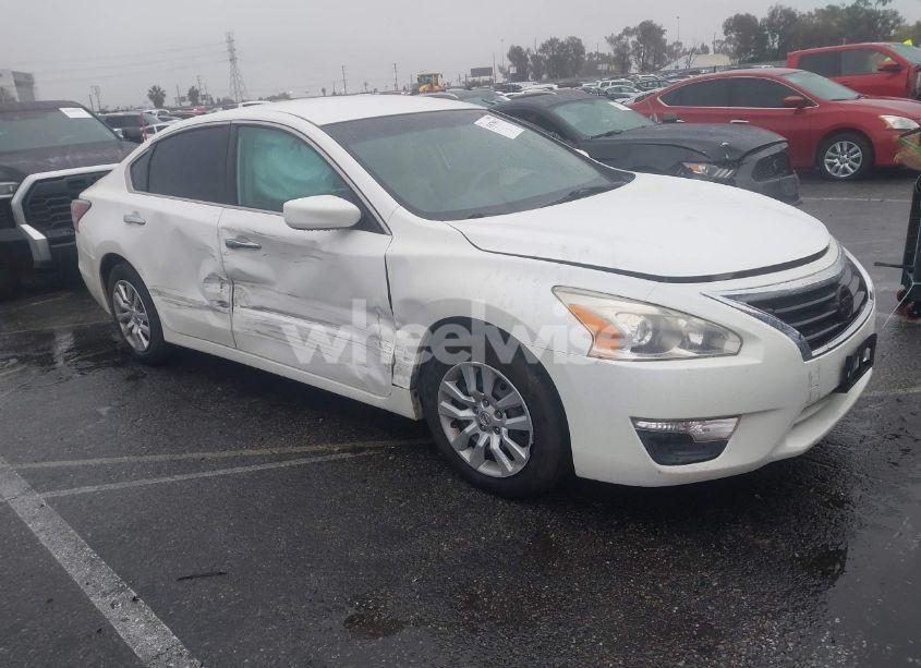 2015 Nissan Altima 2.5 S (VIN 1N4AL3AP7FC476798) main photo