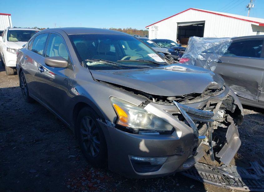 2015 Nissan Altima 2.5 S (VIN 1N4AL3AP7FC479653) main photo