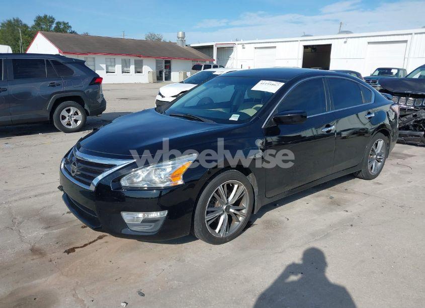 Photo 2 of 2015 Nissan Altima 2.5 S (VIN 1N4AL3AP7FC487817)