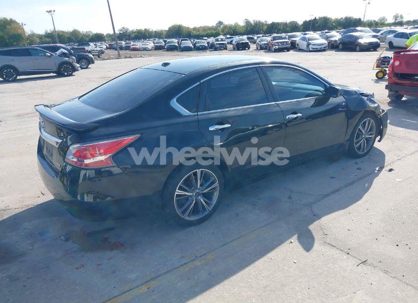Photo 4 of 2015 Nissan Altima 2.5 S (VIN 1N4AL3AP7FC487817)