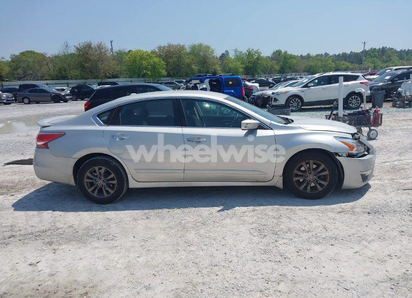 Photo 13 of 2015 Nissan Altima 2.5 S (VIN 1N4AL3AP7FC490197)