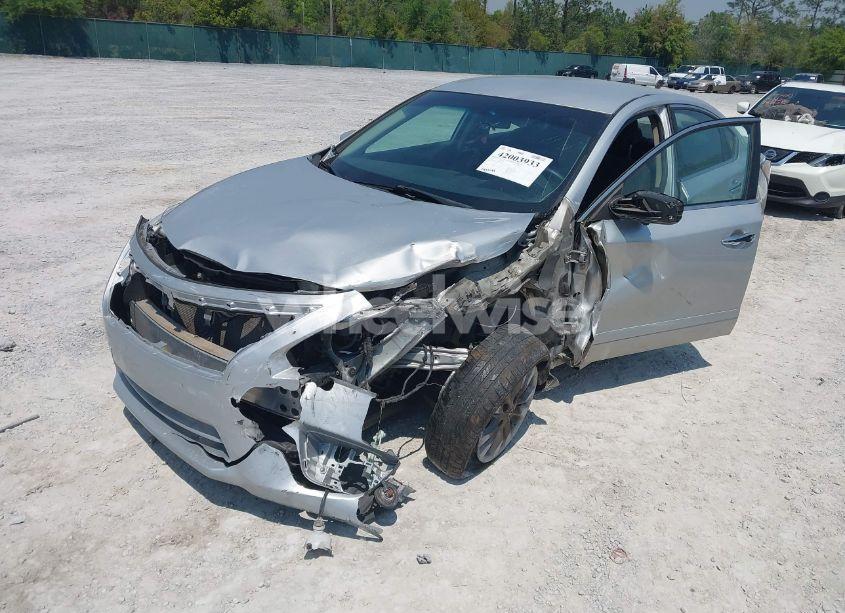 Photo 2 of 2015 Nissan Altima 2.5 S (VIN 1N4AL3AP7FC490197)