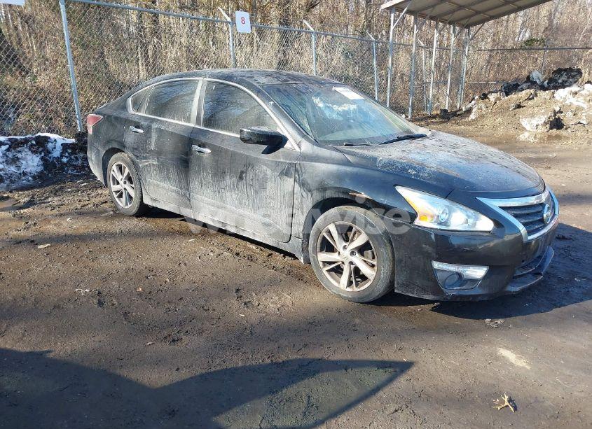 2015 Nissan Altima 2.5 SV (VIN 1N4AL3AP7FC568753) main photo