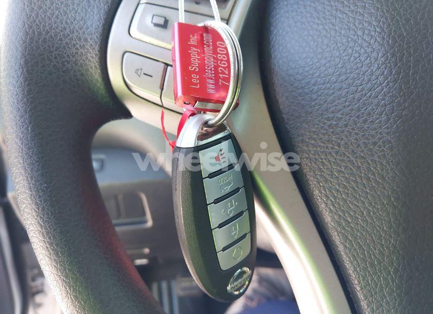 Photo 11 of 2015 Nissan Altima 2.5 S (VIN 1N4AL3AP7FC568896)