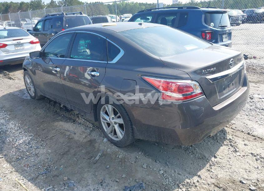 Photo 3 of 2015 Nissan Altima 2.5 SV (VIN 1N4AL3AP7FC569191)