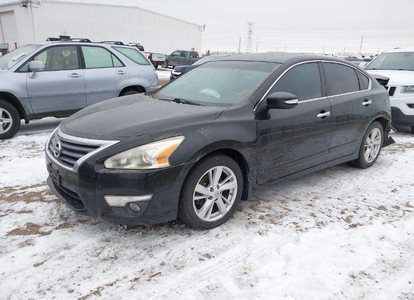 Photo 2 of 2015 Nissan Altima 2.5 SV (VIN 1N4AL3AP7FC569398)