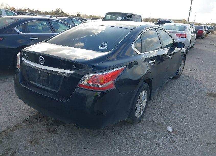 Photo 4 of 2015 Nissan Altima 2.5 S (VIN 1N4AL3AP7FC569532)